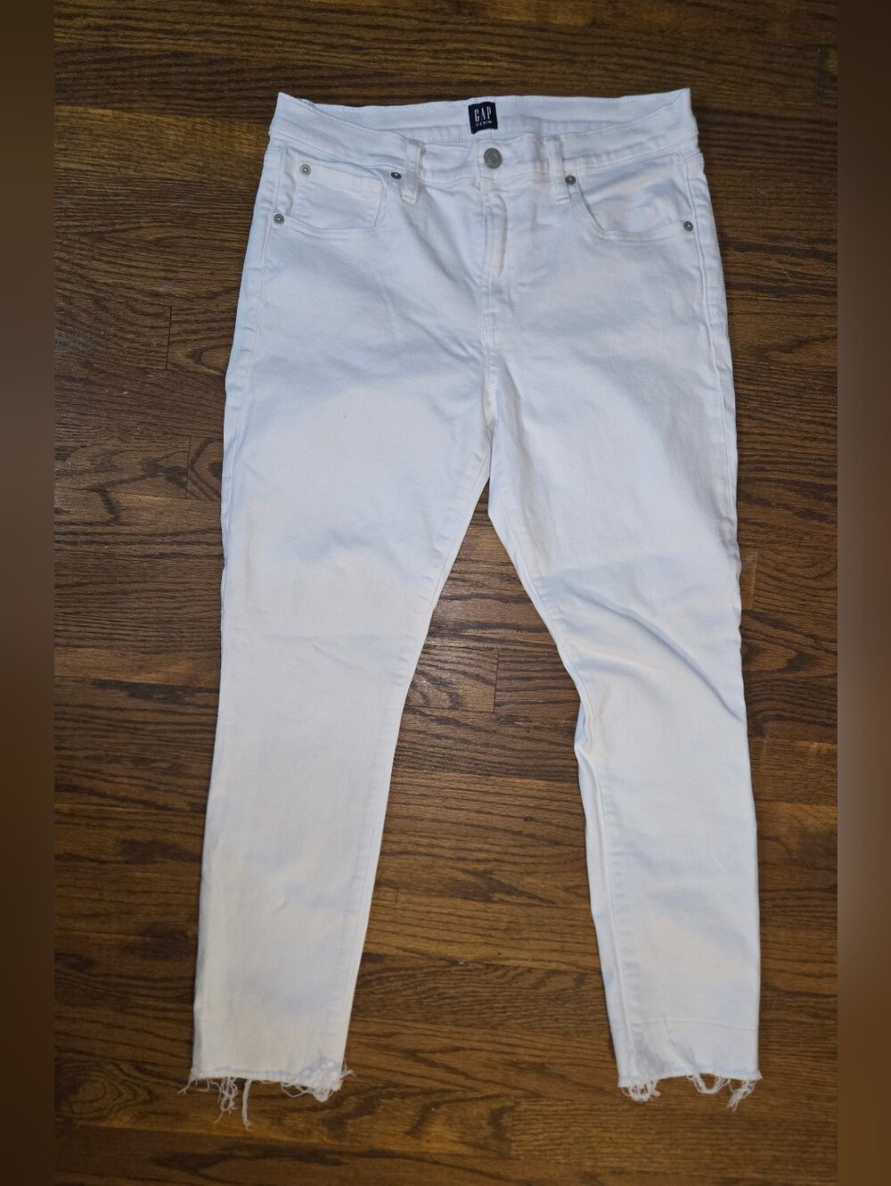 GAP White Ankle Crop Jeans
